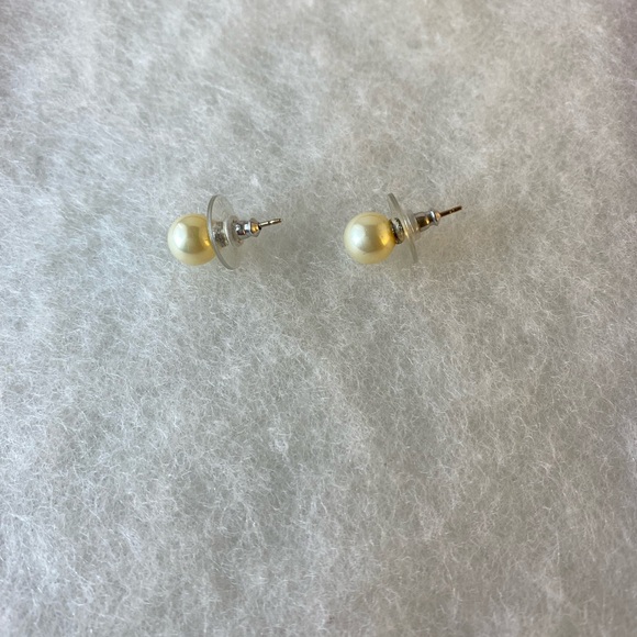 Carolee Lux Pearl Fashion Earrings - Picture 3 of 4